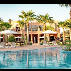 Palais Medali - Luxury With Pool فندق